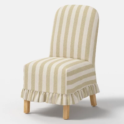 Rounded Back Slipcovered Dining Chair With Ruffle - Thresholdâ˘